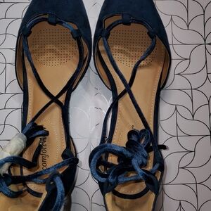 comfortview Navy Suede Crisscross Lace-Up Flats